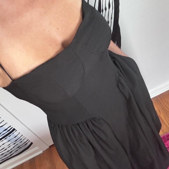 ✨Elegant Black Women's Dress With Pockets ✨ - Picture 3 of 3